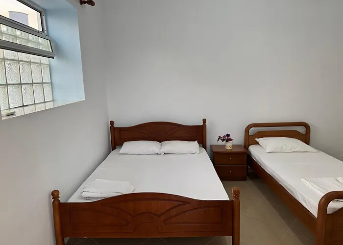 Place Affittacamere Himare